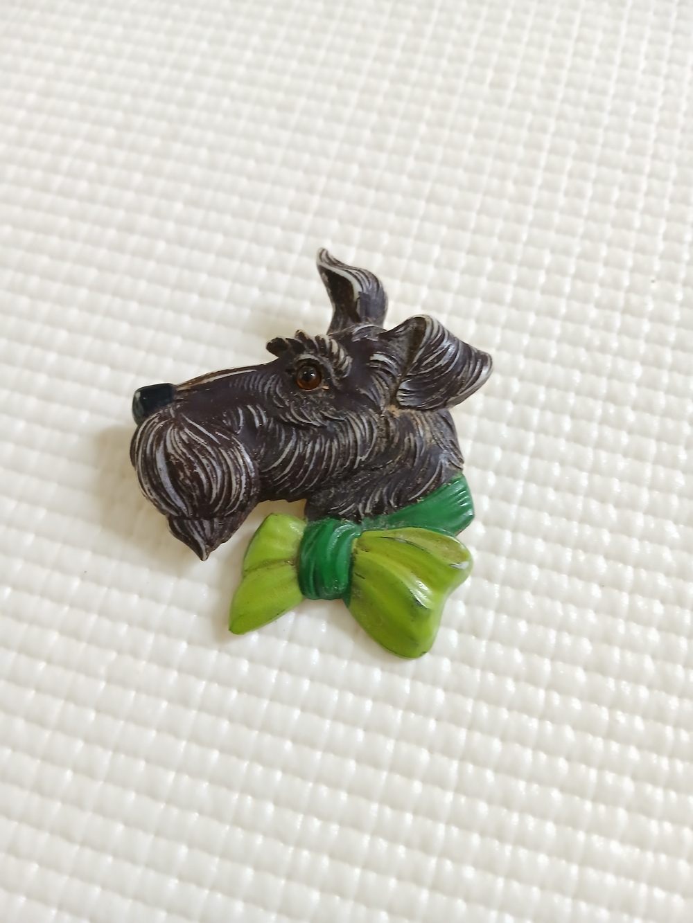 Vintage Scottie Dog Brooch, early plastic, coloured, 2x2.4", mint, rare